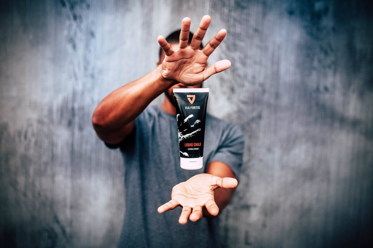 Magnesio líquido Via Fortis para un agarre seguro - CAIMAX